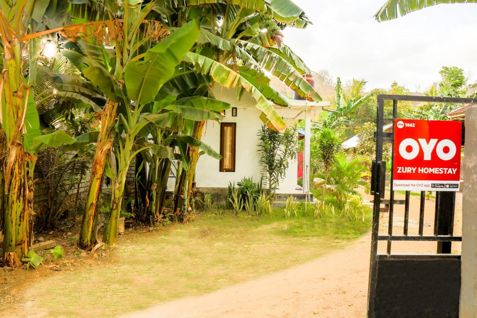 Oyo 1662 Zury Homestay Kuta  Экстерьер фото